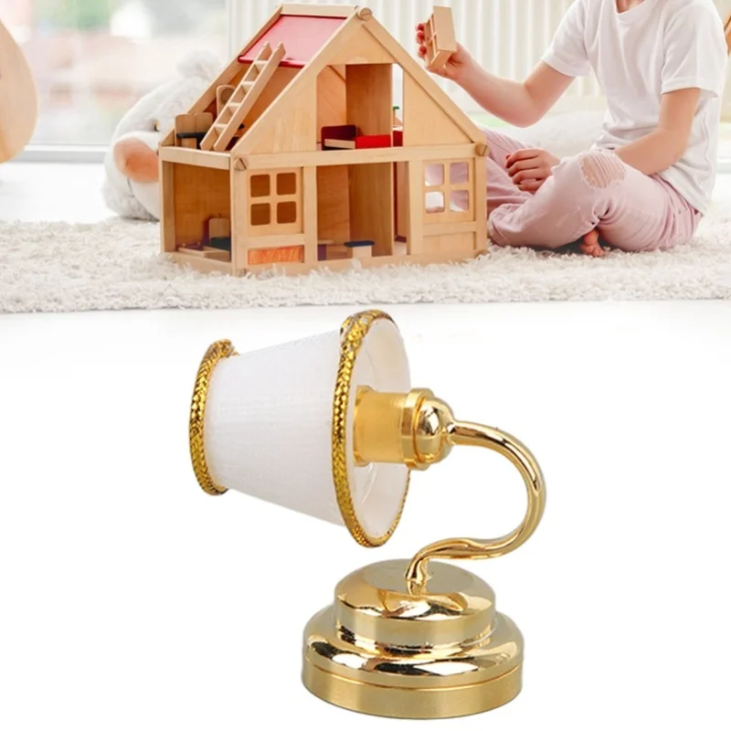 Lampu Dinding Miniatur Rumah Boneka Lampu Dinding Rumah Boneka LED Hangat Mini Logam Lampu Dinding untuk Dekorasi Rumah Boneka 1/12