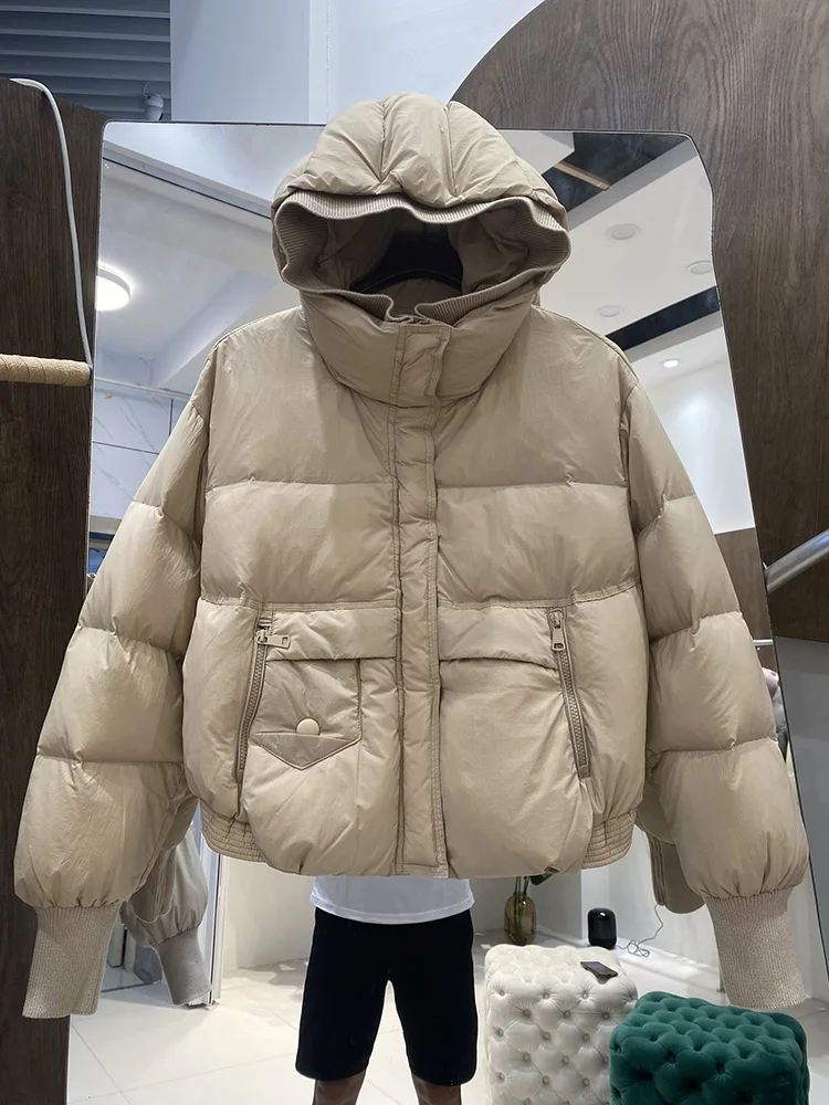 المرأة قصيرة نمط محبوك هوديي الربط الدافئة الأبيض بطة أسفل معطف الطبعة الكورية 2025 شتاء جديد Breadms أسفل معطف #4
