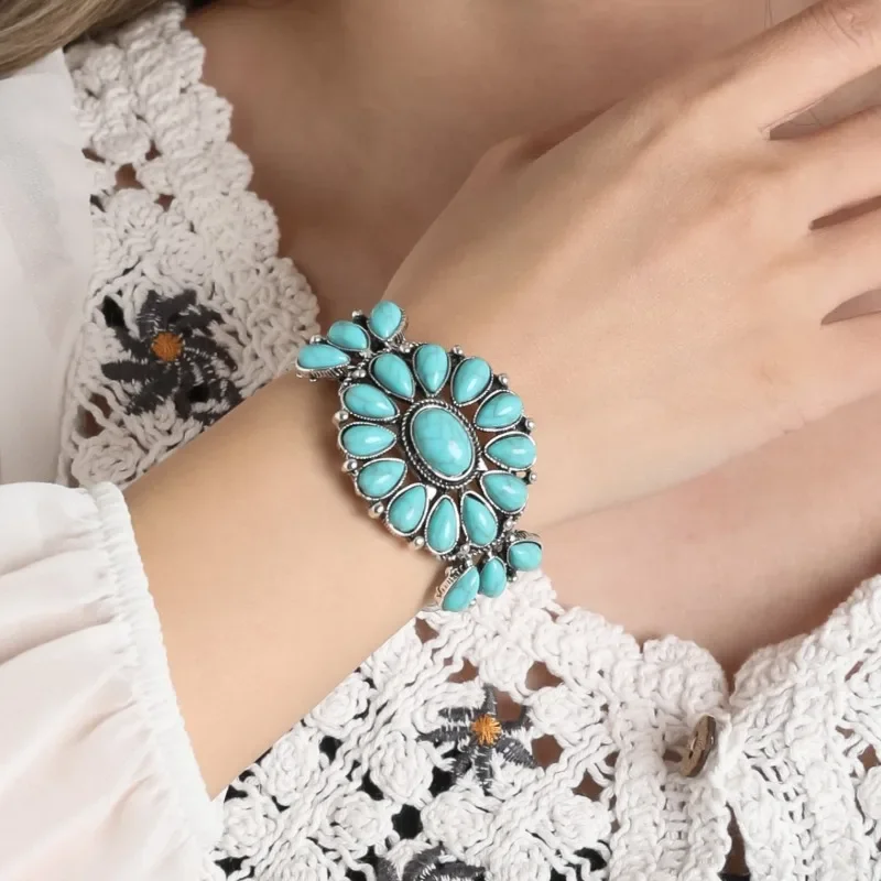 

New Bohemian Retro Ethnic Style Turquoise Bracelet Women's Personalized Oil Painting Earrings Girls Fashion Jewelry Accessories