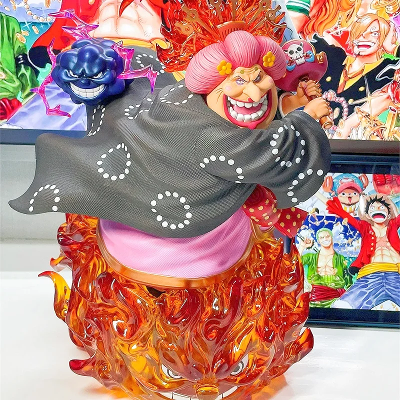 

25cm One Piece Figure Big·mom Figure Charlotte Linlin Figures With Light Anime Pvc Gk Statue Figurine Model Collection Gift Toy