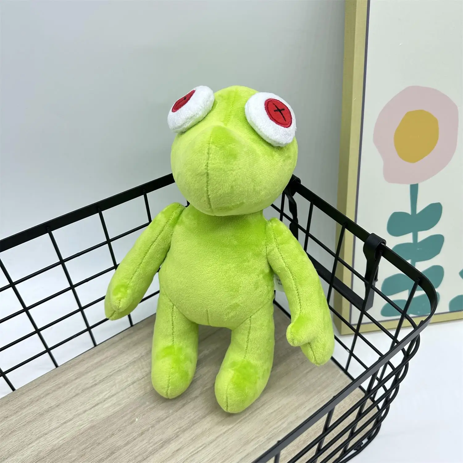 Little Runmo Creative Protruding Eyed Green Frog Small Monster Cartoon Anime Related Doll Gifts