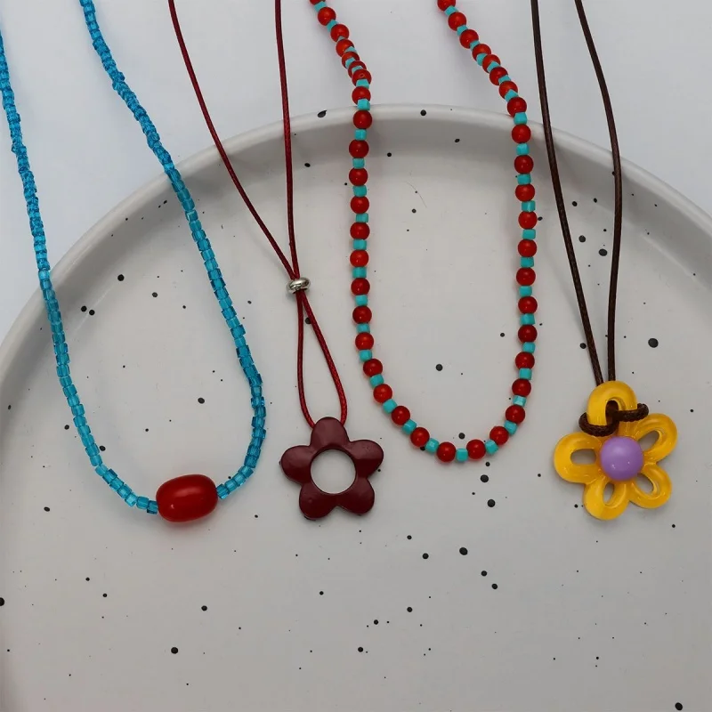 4Pcs Bohemian-style floral beaded necklace set with colored hollow flower pendants, waxed string beading, Y2K women's necklace