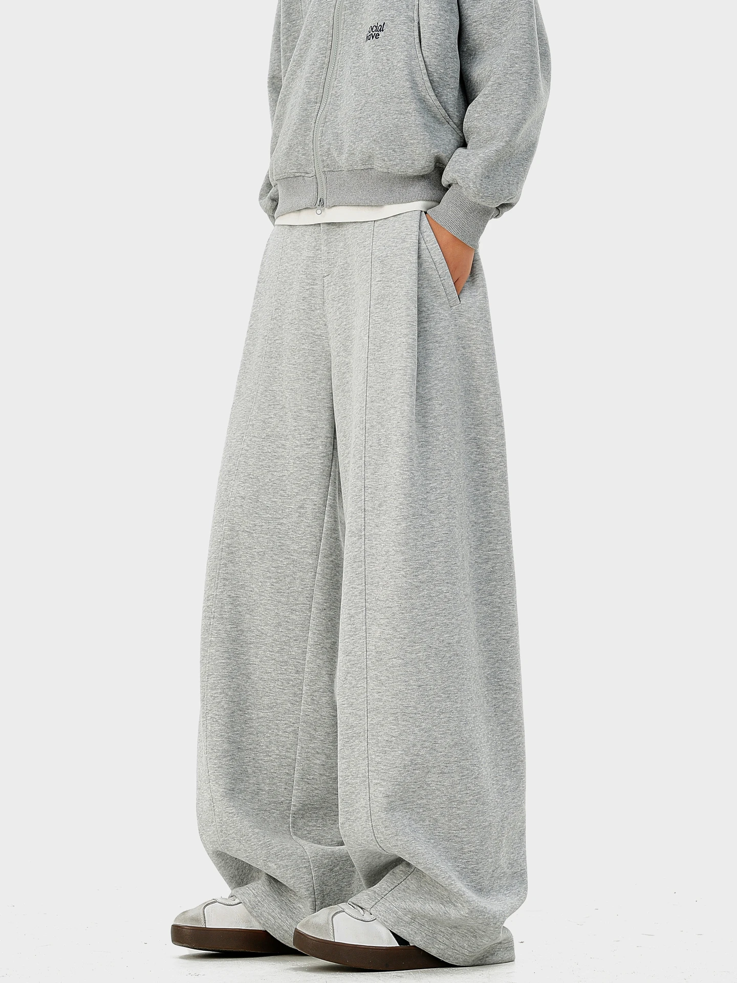 

Ретро однотонные прямые драпированные спортивные штаны, мужские свободные универсальные широкие повседневные брюки в американском стиле, молодежный тренд, хлопок, полиэстер...