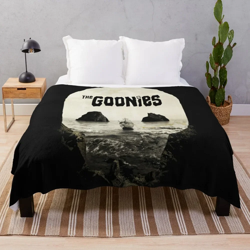 

goonies Classic T-Shirt Throw Blanket Quilt Flannels Blankets