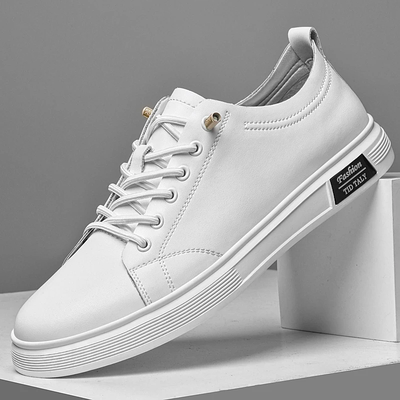 

Summer New Men Casual Sports Board Shoes Breathable Non Slip Suitable for Youth Fashion Daily Work Shoes