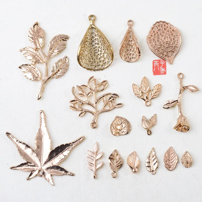 

100 pieces set of handmade hair Korean version of leaves, maple leaf pendant hair accessories DIY bridal headgear spot