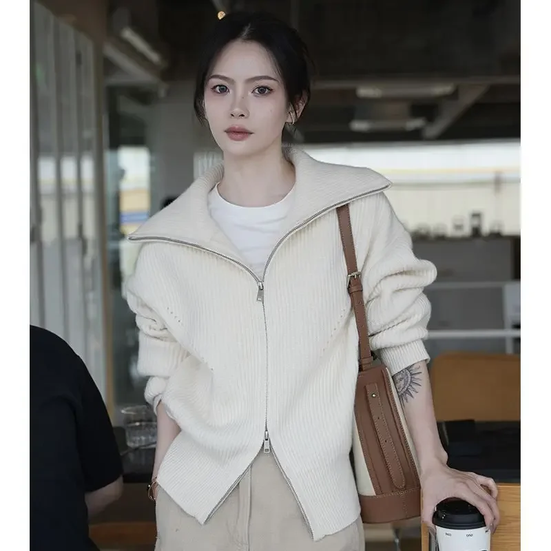 Autumn and Winter Warm Soft Sticky Design Double Zipper Wool Knitted Cardigan