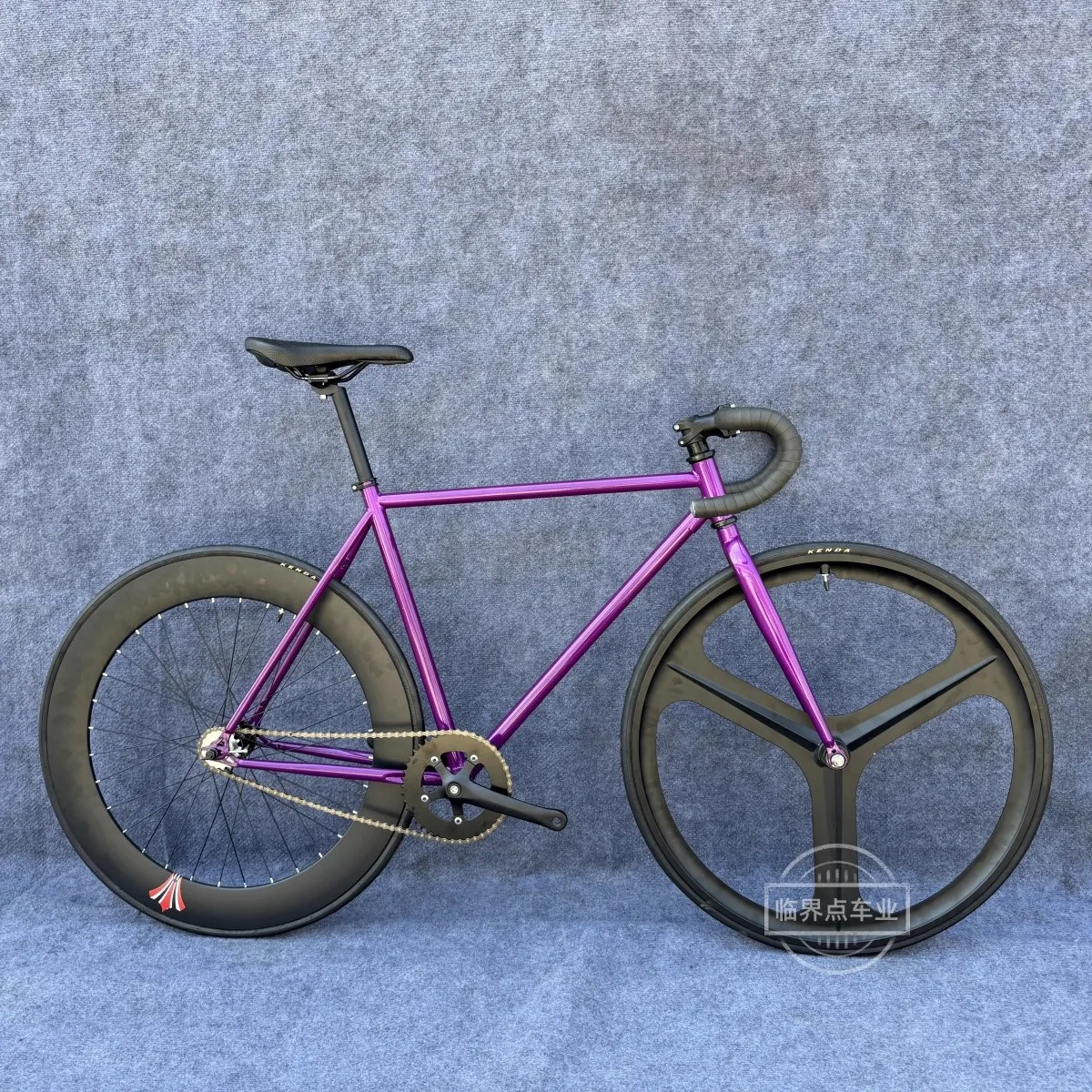 Fixed Gear Bike Reverse Cycling Bicycle With 17T Cog Fits Freewheel Carbon Steel Frame Front 3-spokes Rear 70mm Rim Customizable