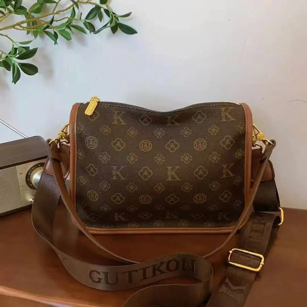 حقيبة وسادة رائجة لعام 2025 للنساء، حقيبة كتف ناعمة مطبوعة، حقيبة كروس وحقيبة يد متعددة الاستخدامات #3