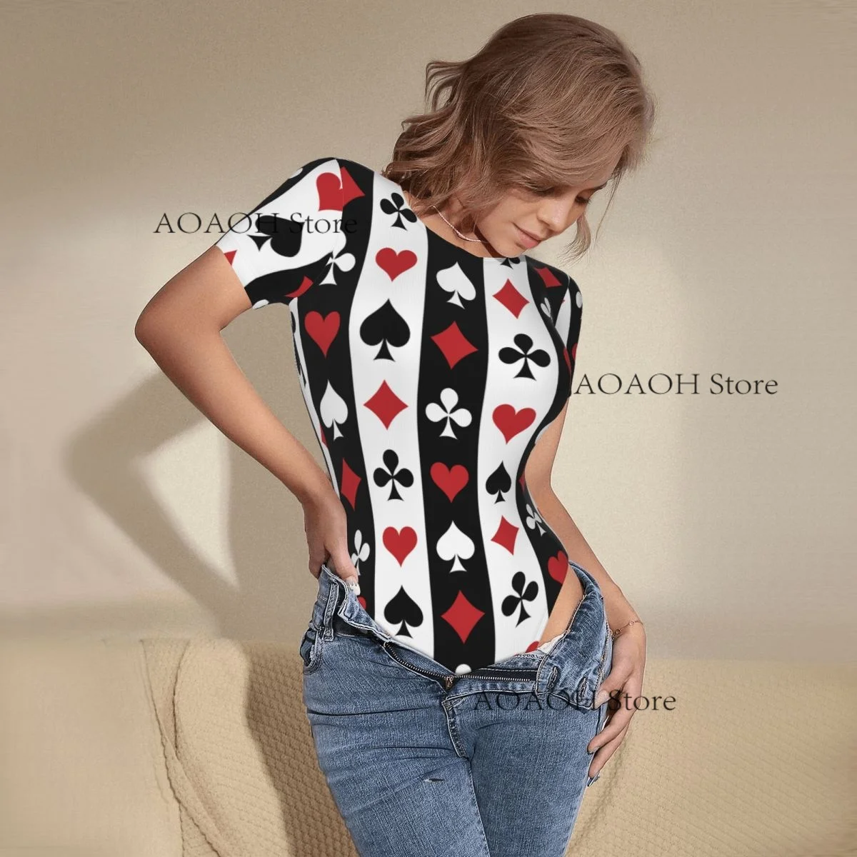 Vrouw slanke dieptepunt jumpsuit vrouwelijke korte poker rood zwart Alice In Wonderland jumpsuit bodysiut sexy kleding