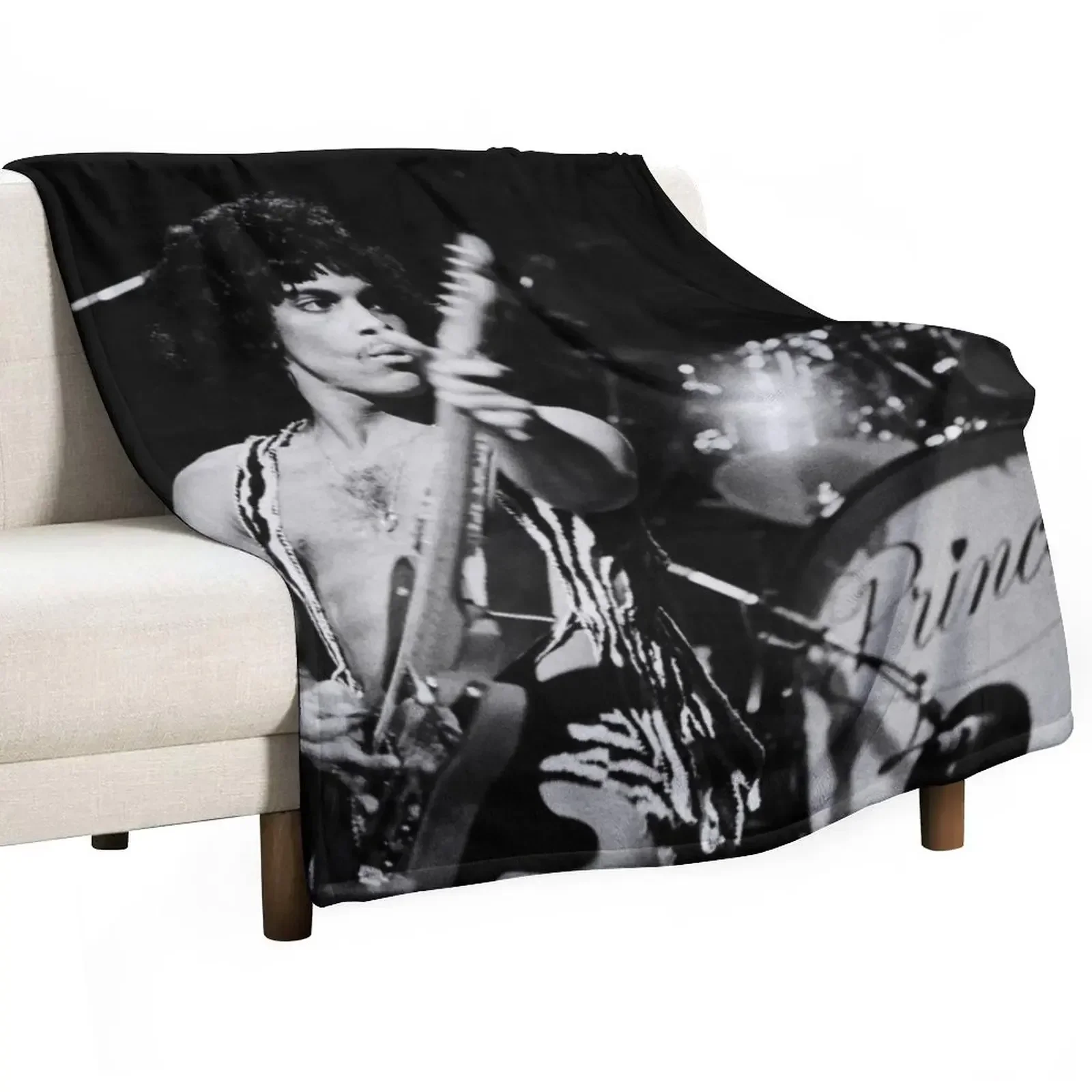 

Vintage Prince Purple Concert Throw Blanket Luxury Designer Hairy Designers Loose Blankets