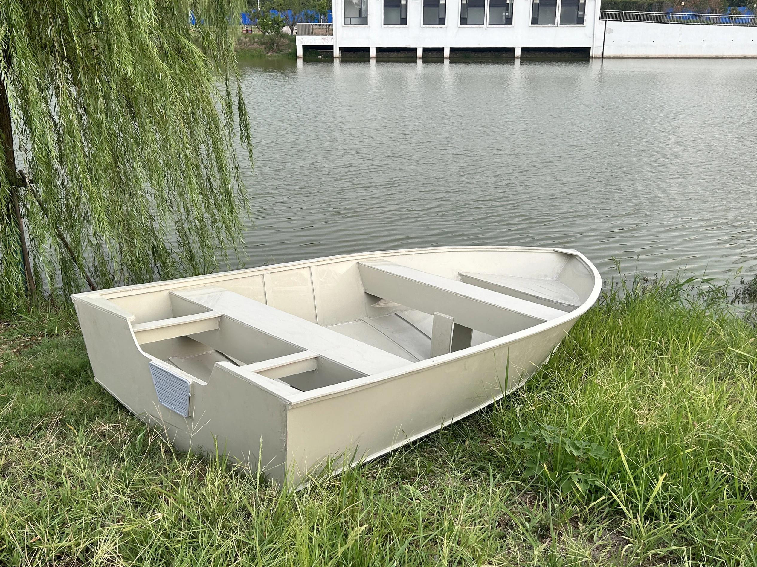 Full water unsinkable stainless steel plastic board speedboat assault boat