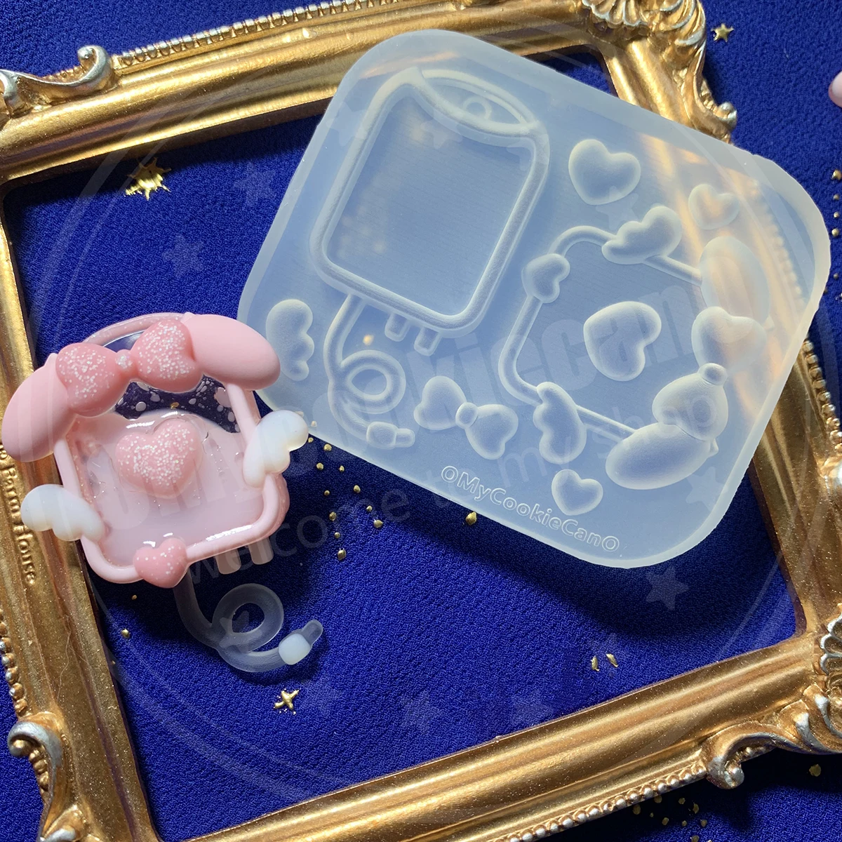 Super cute, blood bags, coffins, clear molds, heart shake mold character-shaped transparent silicone molds.