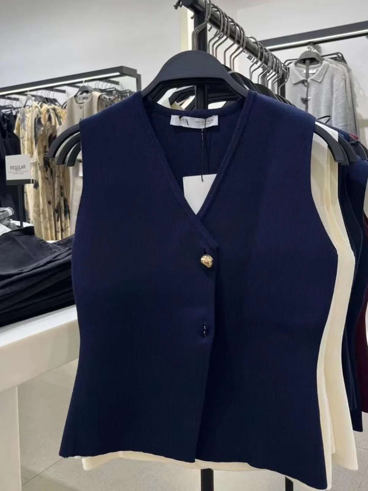 Otoño Invierno Chaleco de punto para mujer Svel V-Ne Button-Up Botón dorado Slim Fit Cárdigan de fibra de poliéster Sle Faion