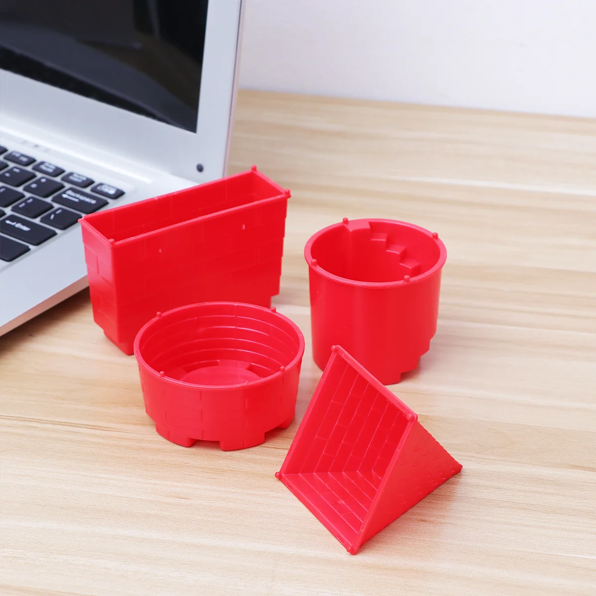 مجموعة لعب الشاطئ مكونة من 4 قطع من قوالب رمل القلعة البلاستيكية الممتازة للأطفال أدوات دلو الرمل هدية للأولاد والبنات #2