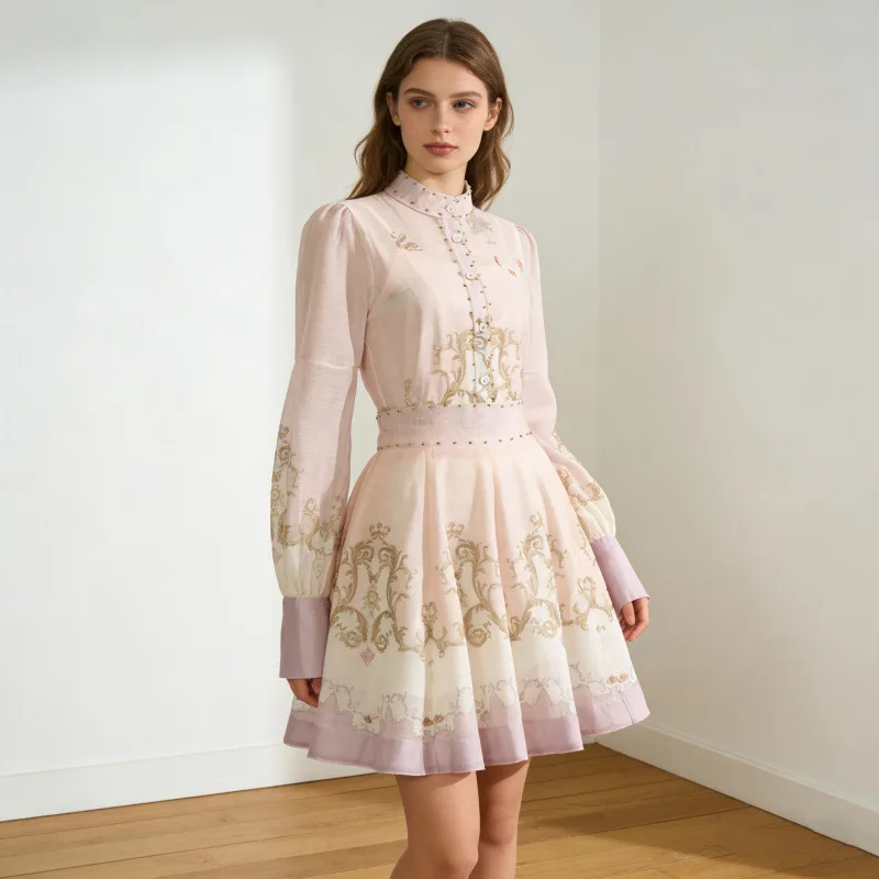 ชุดเดรสวินเทจลายพิมพ์ Ele แบบ 3 ชิ้น เสื้อแขนยาวปกพับกระโปรงทรงบานเอวสูง ผ้ากำมะหยี่