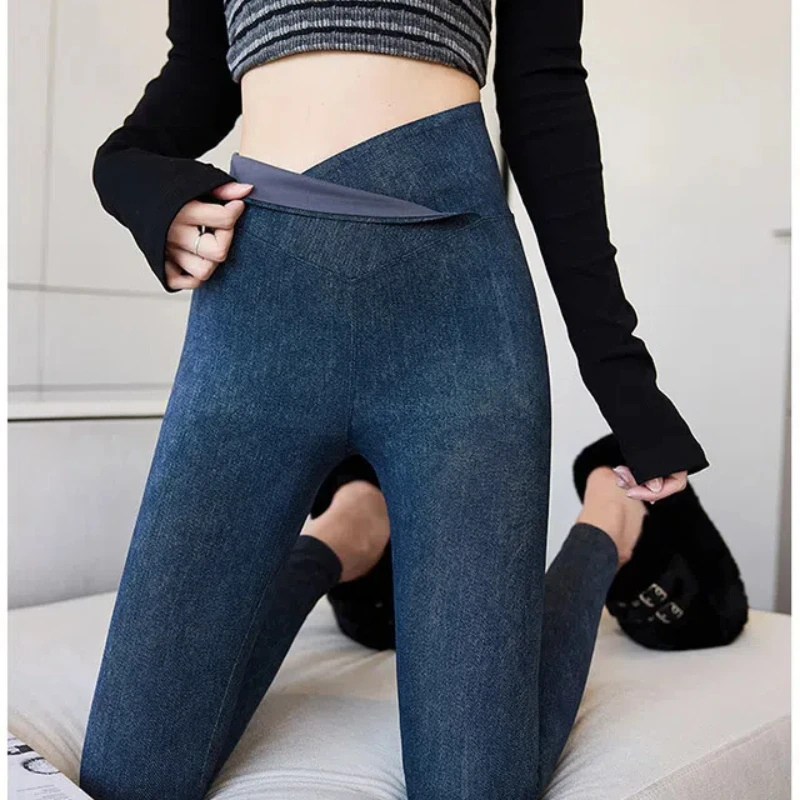 New Women's Cross-waist Imitation Denim Shark Pants Yoga Pants High-waist Butt Lifting Outer Wear Elastic Pants for Women