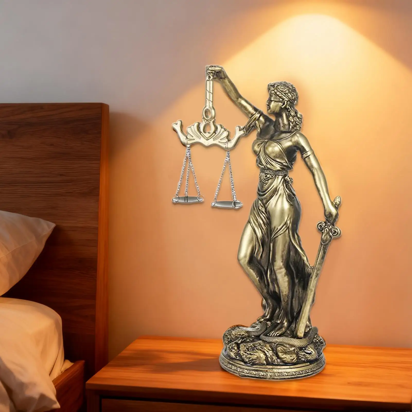 8,4 Zoll Lady Justice Statue Figur Harz Maßstab der Gerechtigkeit Skulptur für Home Office Dekor, Arbeitszimmer Wohnzimmer Bücherregal Display
