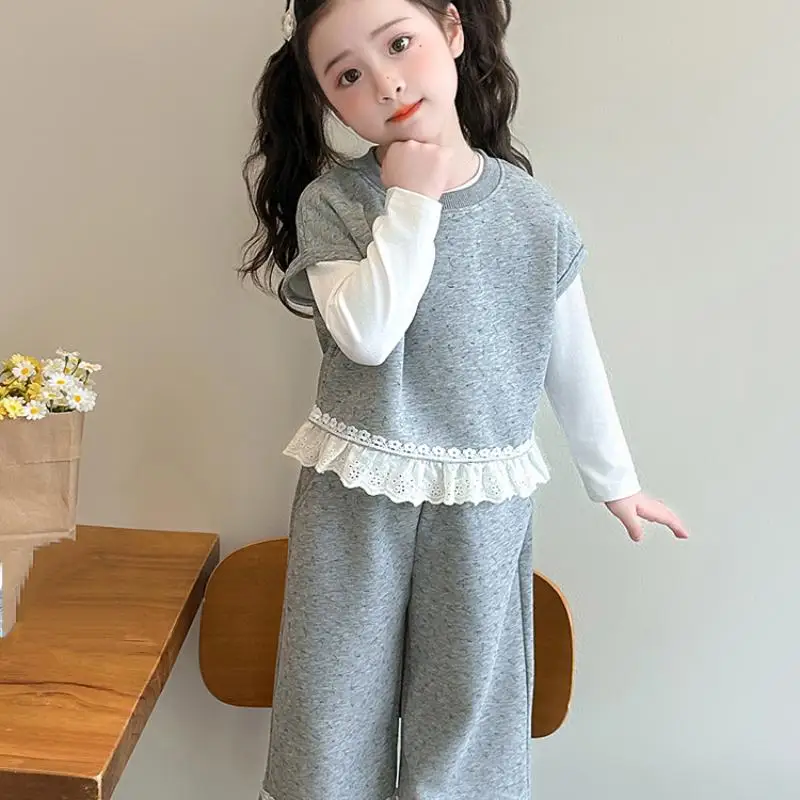 Girl lace floral vest long sleeved T-shirt wide leg pants set Spring Autumn new children's small fragrance style three piece set