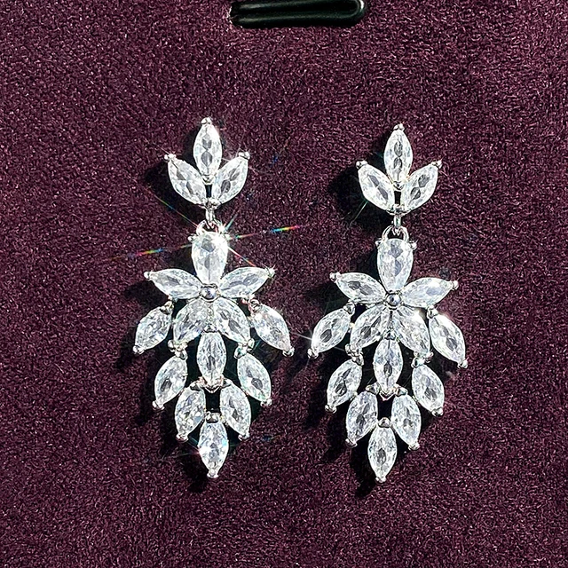 Huitan luksusowy ślubne kolczyki ślubne Bling Bling kryształ markiza cyrkonia wiszące kolczyki estetyczna biżuteria dla kobiet