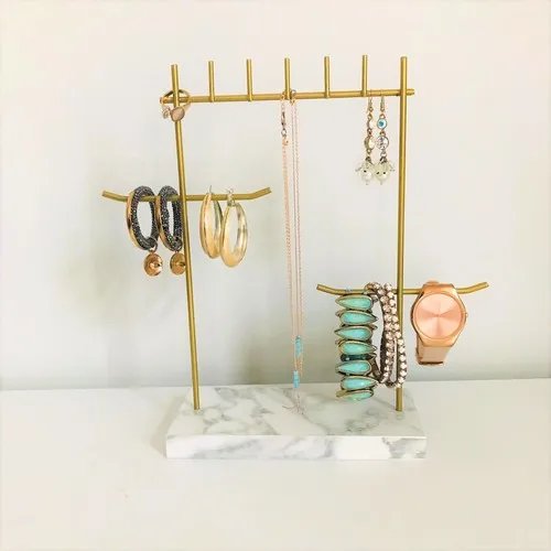 2021 Elegant Gold White Jewelry Stand Organizer Women's Display Top Fashion Stand Box For Charms Fast Delivery Hot Sale Gift Lot