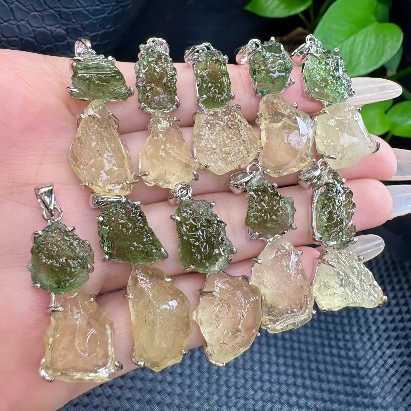 1 Pc Fengbaowu Natural Raw Libyan Gold Tektite Meteorite Moldavite Pendant 925 Sterling Silver Reiki Healing Stone Jewelry Gift