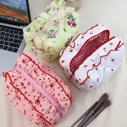 New Cute Zipper Bags Women Lace Vintage Flower Quilted Cosmetic Bag Large Capacity Toiletry Makeup Storage Pouch Handbag