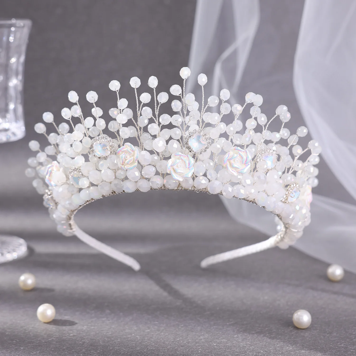 

Белые цветы со стразами, свадебные повязки на голову для женщин, украшения на голову, ленты для волос ручной работы, вечерние свадебные аксессуары для волос