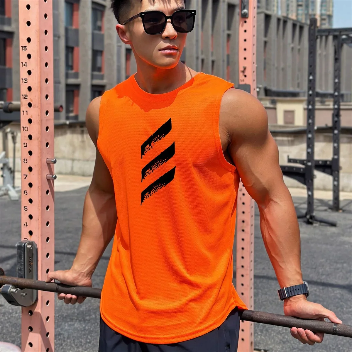 

Summer Training Thin Quick Dry Vest Bodybuilding Tank Top Men Gym Fitness Sleeveless Shirt Male Casual Stringer Singlet Clothing