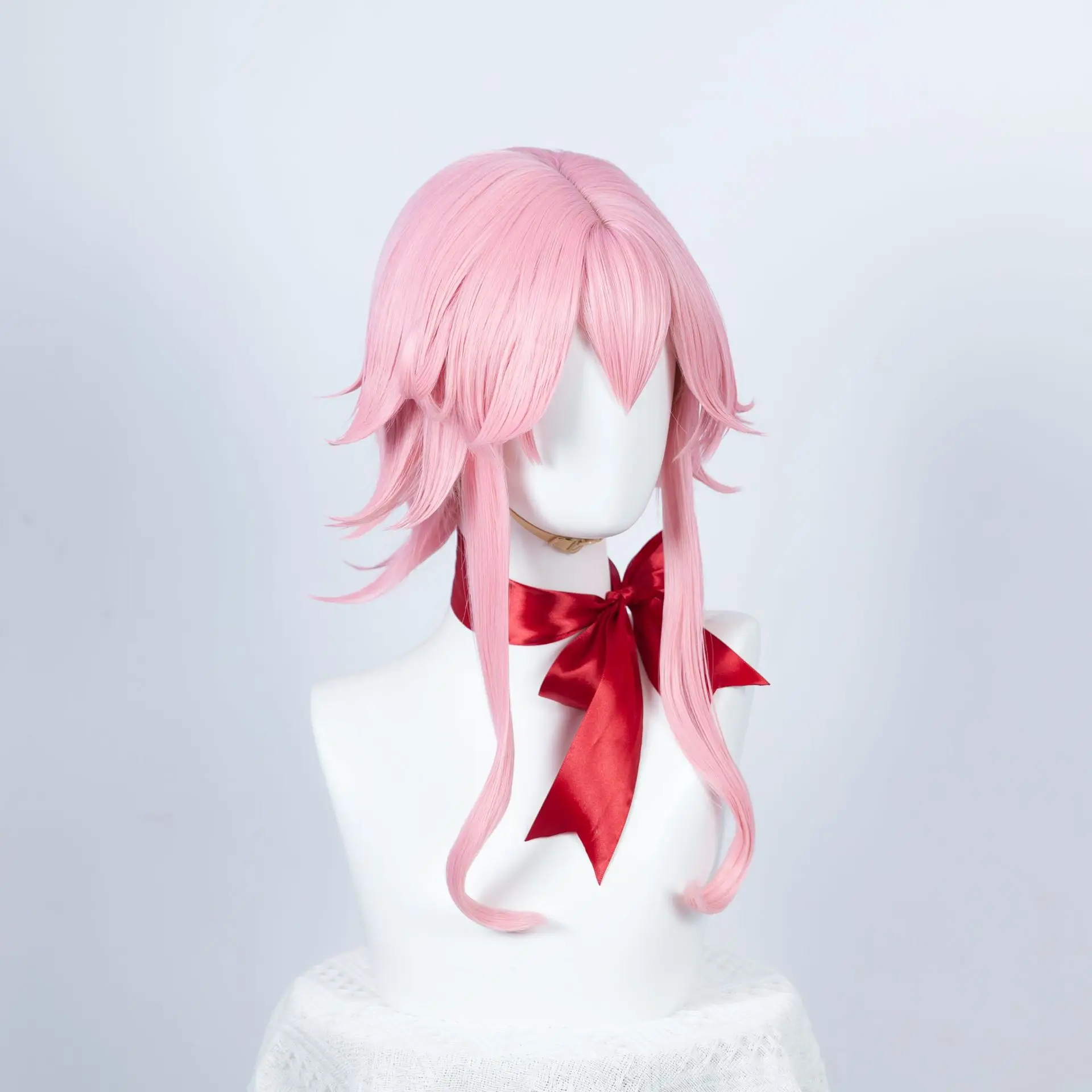 原神 Xiumi Dolores コスプレウィッグ、ピンク逆さまゲーム、ゲームアニメウィッグ