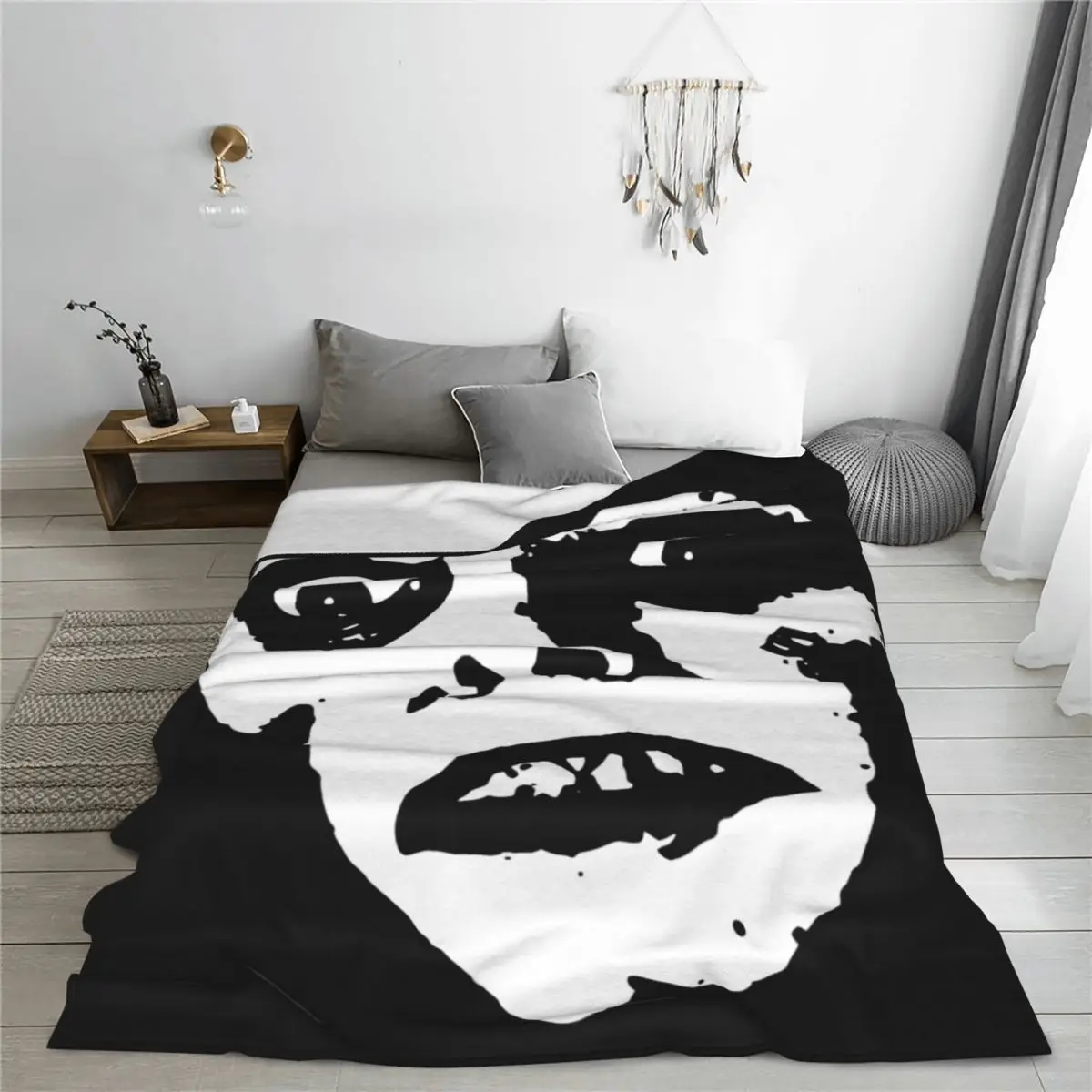 The Exorcist Horror Face Plush Blanket Customized Throw Blankets for Home Bedspreads