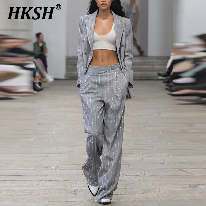 HKSH 2025 Spring New Women Tide Bright Silk Design Stripe High Sense Hot Diamond Double Breasted Suit Pants Two Piece Set HK3729