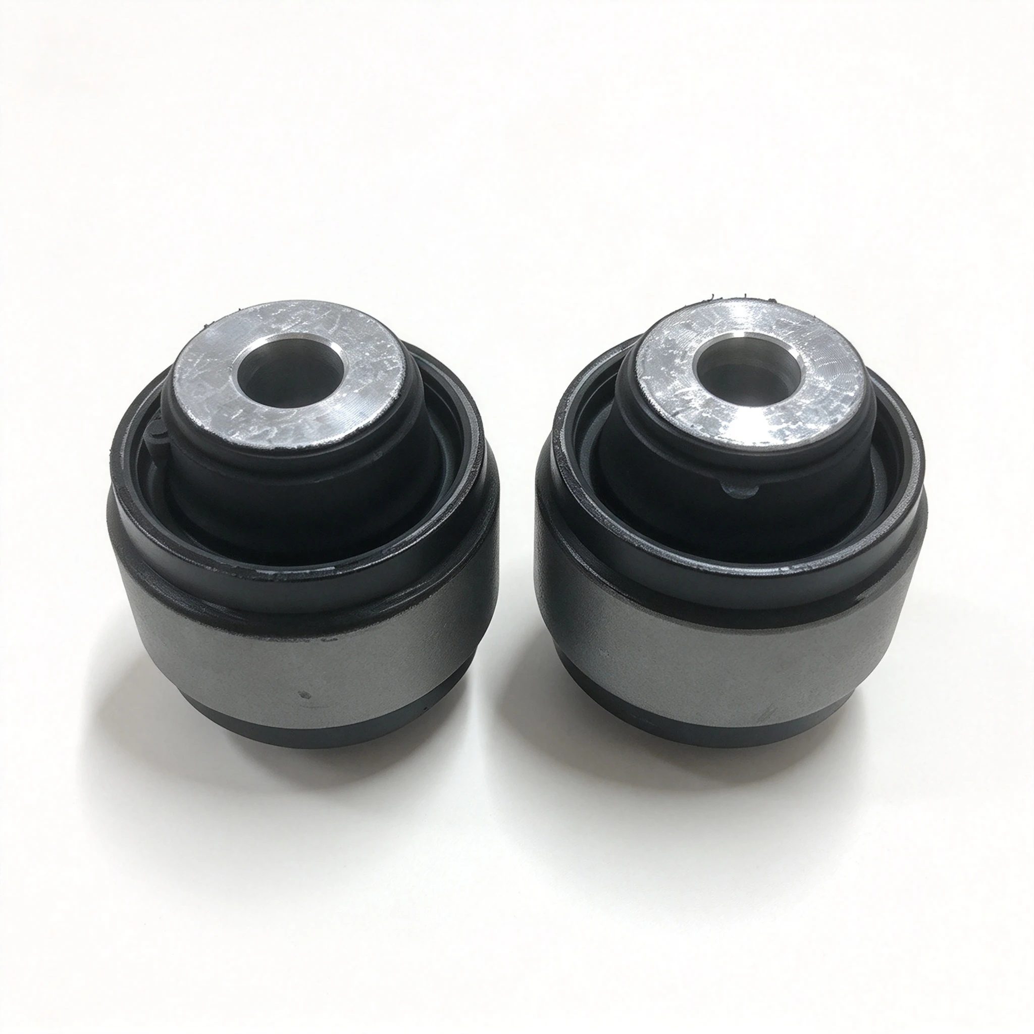 Rear Knuckle Bushing 48725-06260 for Toyota Camry ASV71 AXVA70 XV70 Large Size