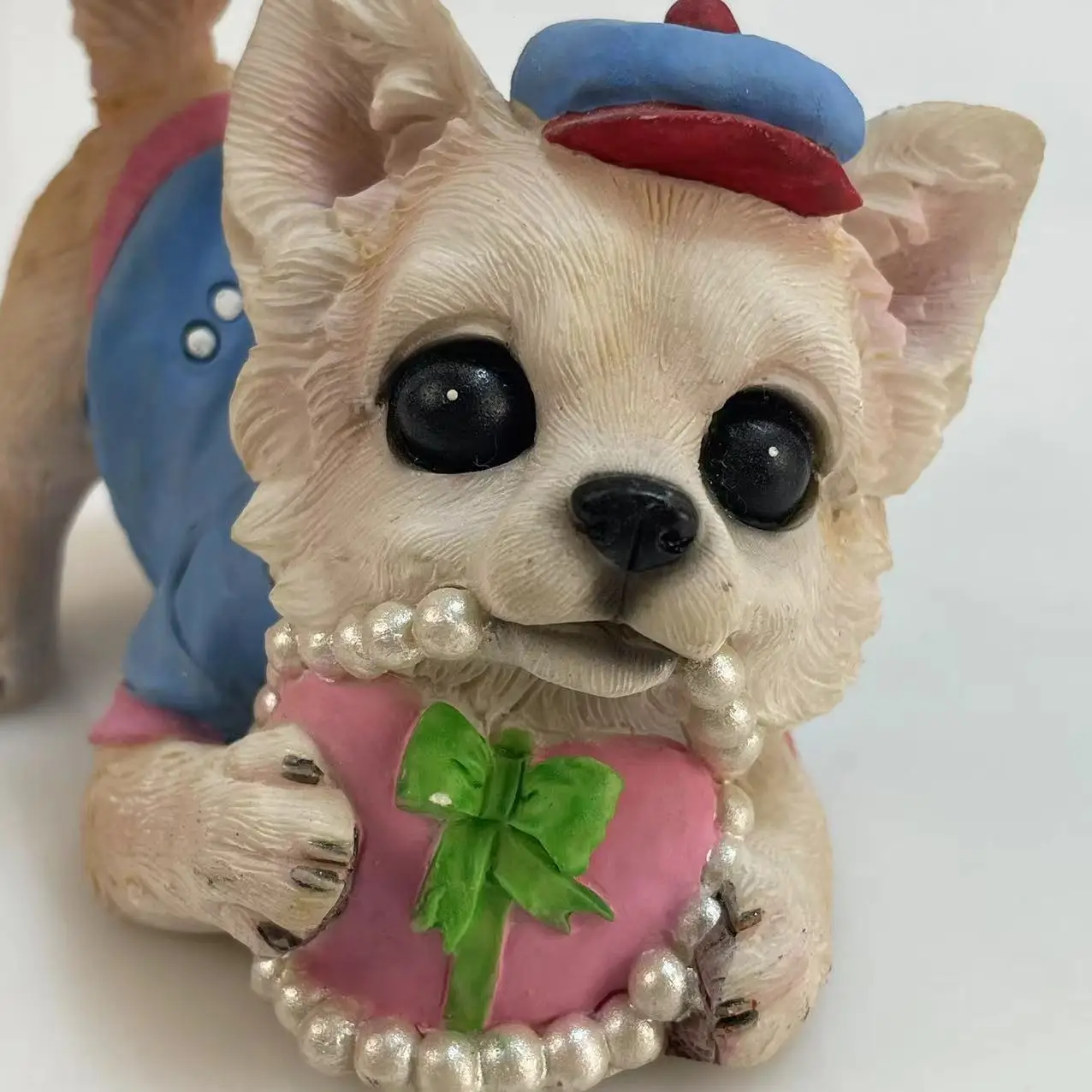 Cross-border purple fox dog ornaments resin crafts factory wholesale creative decoration cute home gifts.