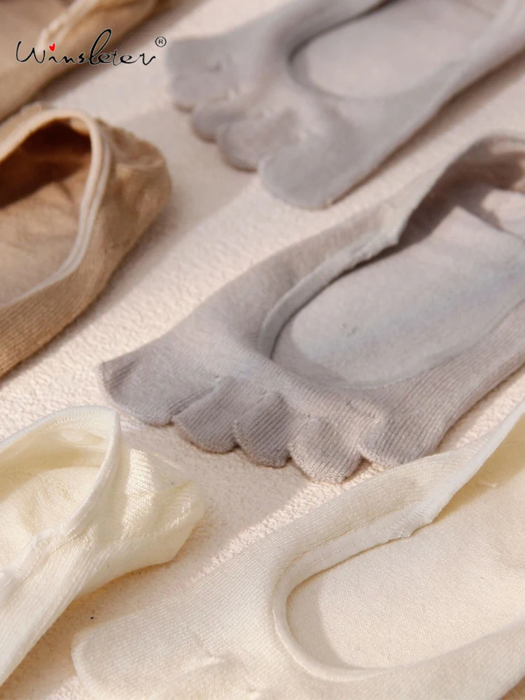 Winsleter-3PCS 80%Silk Five Finger Socks, Women Elastic Invisible Sock Mouth, Four Seasons Thin Comfortable Boat Socks P58466CC