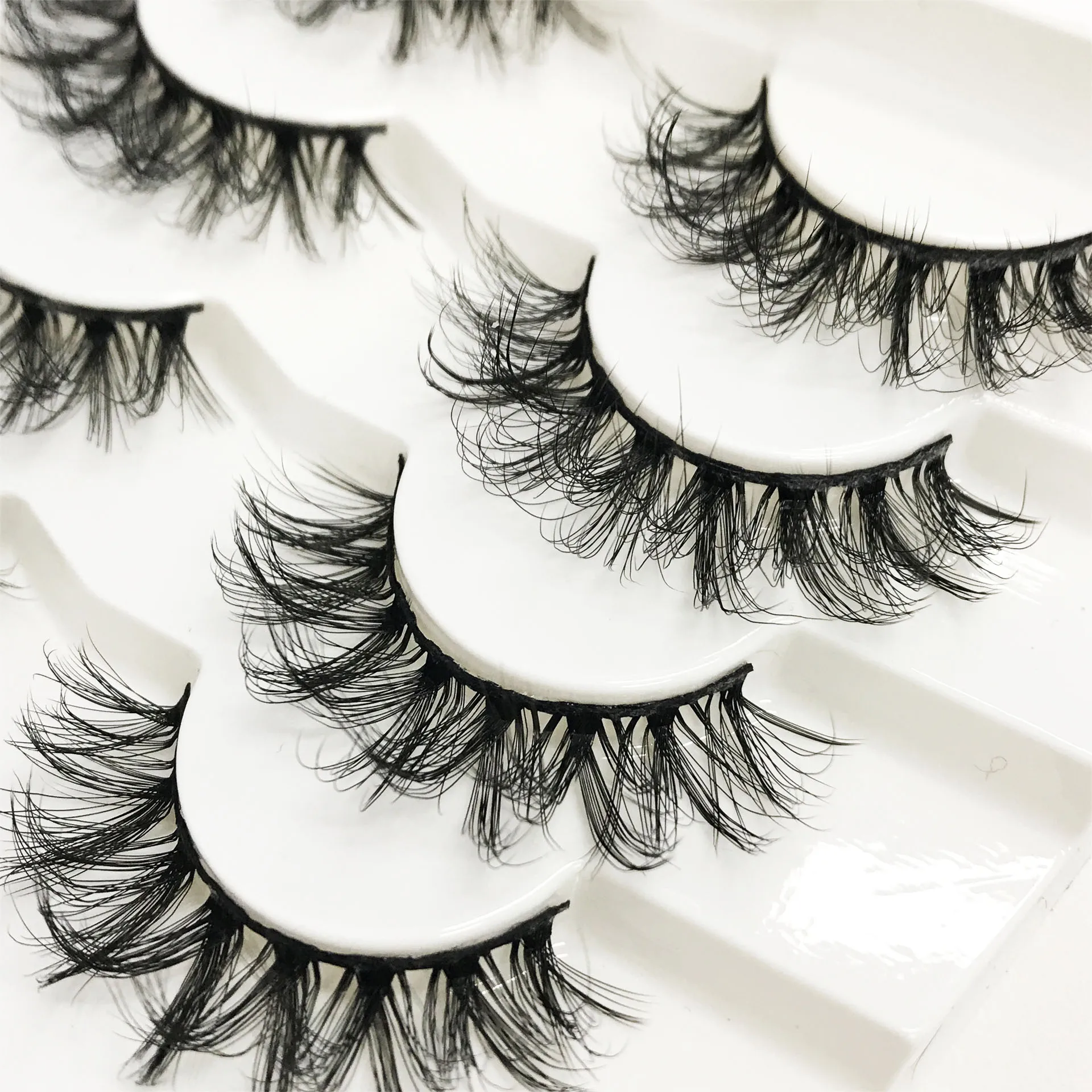 7 Pairs Eyelashes Faux Mink Fluffy Fake Lashes Natural False Lashes Russian Volume Natural False Eyelashes Long Faux Makeup