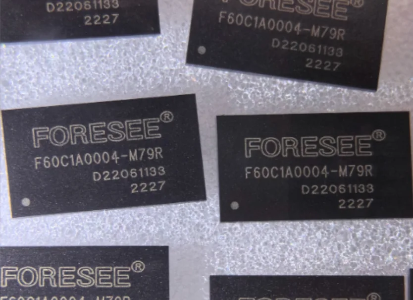 F60C1A0004-M79W DDR SDRAM memory chip package FBGA-96 integrated circuit IC chip