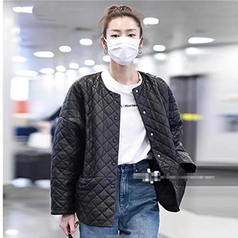 Loose Fit Damen Faionable Round Ne Quilted Eepskin Leather Jaet New Arrival Ele Schlankheitsoberbekleidung