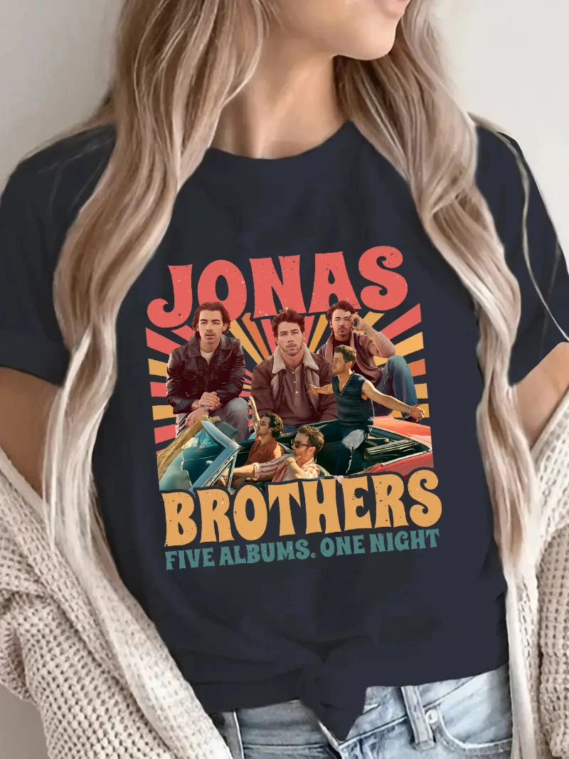 

Jonas Brothers Повседневная женская футболка с круглым вырезом в стиле Харадзюку с принтом Повседневная летняя футболка