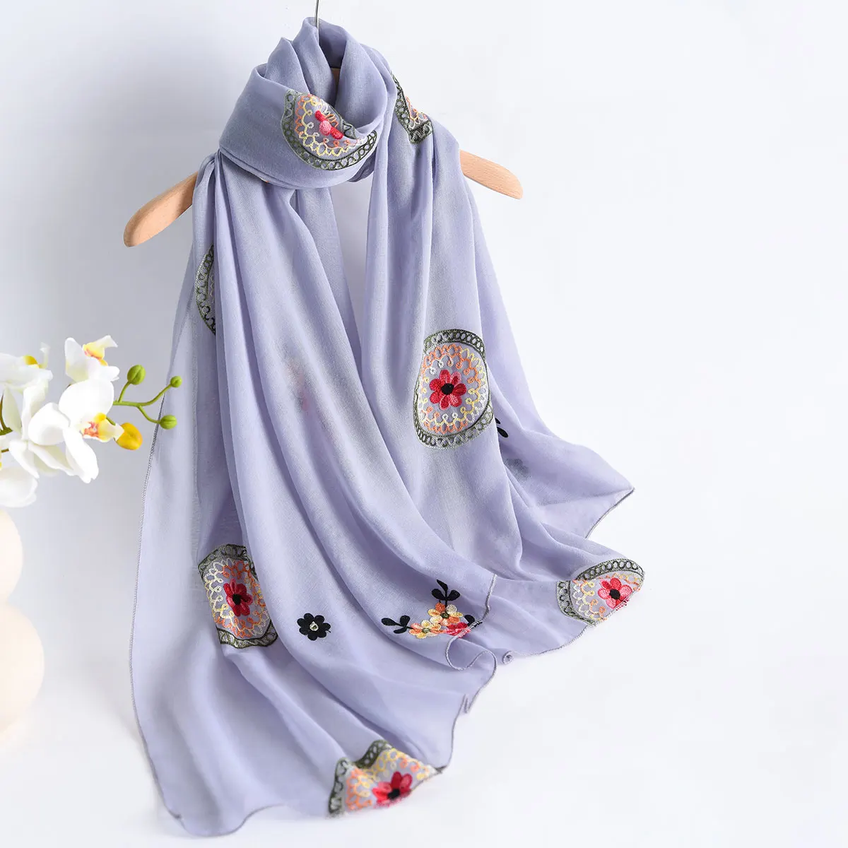 Summer New Lightweight Breathable Cotton and Linen Embroidery Scarf Ethnic Style Fashionable Soft Women's Sunscreen Shawl Scarf view 6