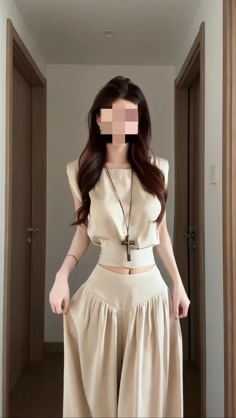 

Новый роскошный темпераментный летний женский костюм, модный дизайн, жилет без рукавов, топ + широкие брюки, комплект из двух предметов, элитный наряд