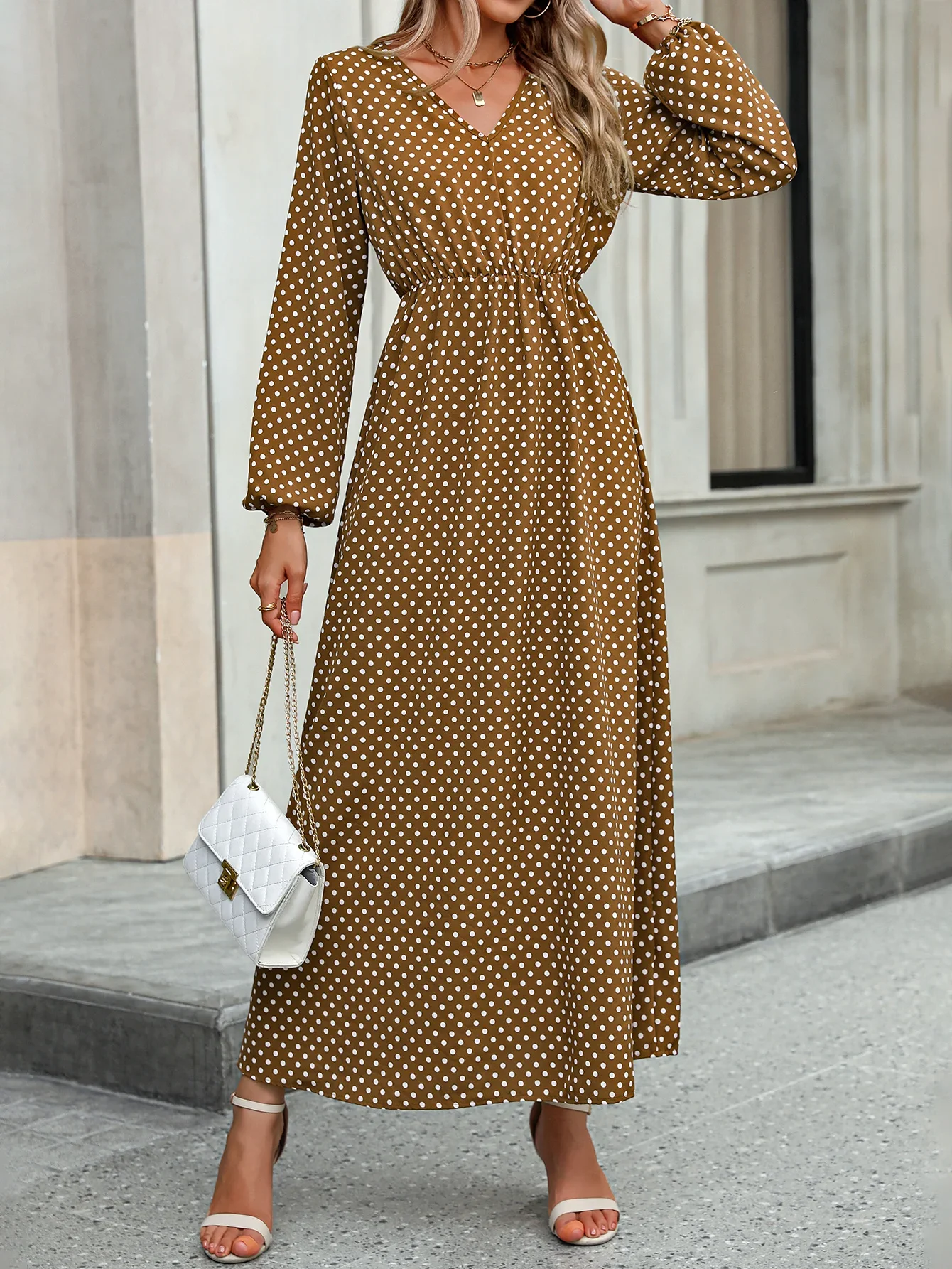 

European and American Women's Fashionable and Elegant Temperament V-neck Waist Cinching Lantern Long Sleeved Polka Dot Dress