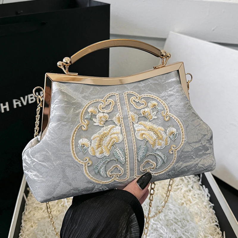 Luxury Evening Clutch Bag For Women Bride Wedding Clutch  Chain Vintage Shoulder Crossbody Bags Party Handbag Daily use Purse