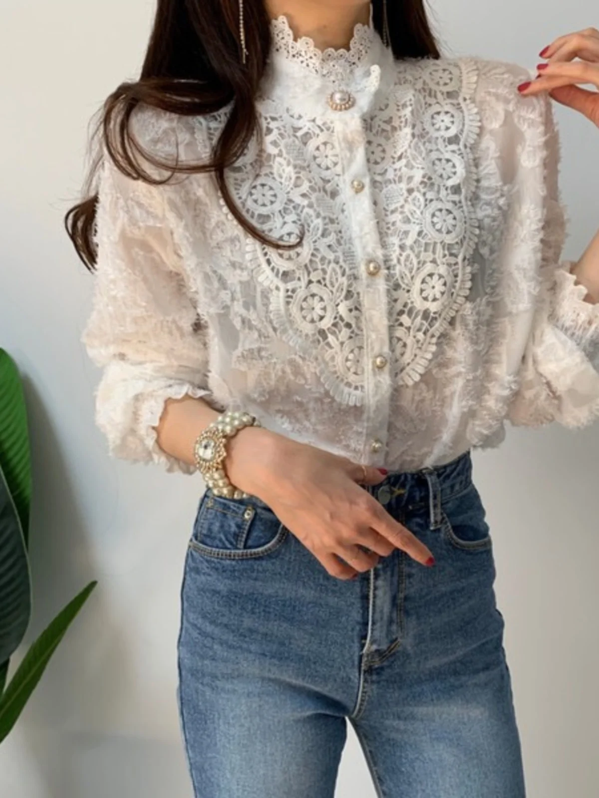 

Женские свободные кружевные крючки с цветочным принтом и высоким воротником с жемчужными пуговицами и кисточками, длинные све, хлопковые рукава для поездок на работу