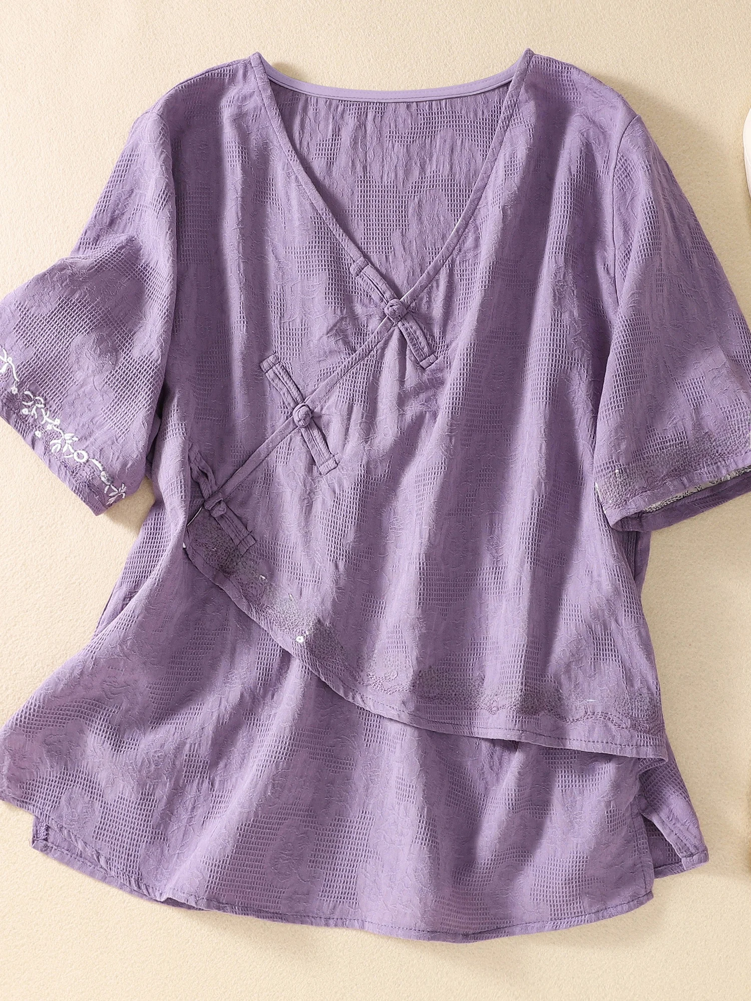 

Korean Japanese Cotton Linen Short Sleeve Shirt Embroidered Cuff Underarm Slant Buttoned Traditional Chinese Style Women's Top