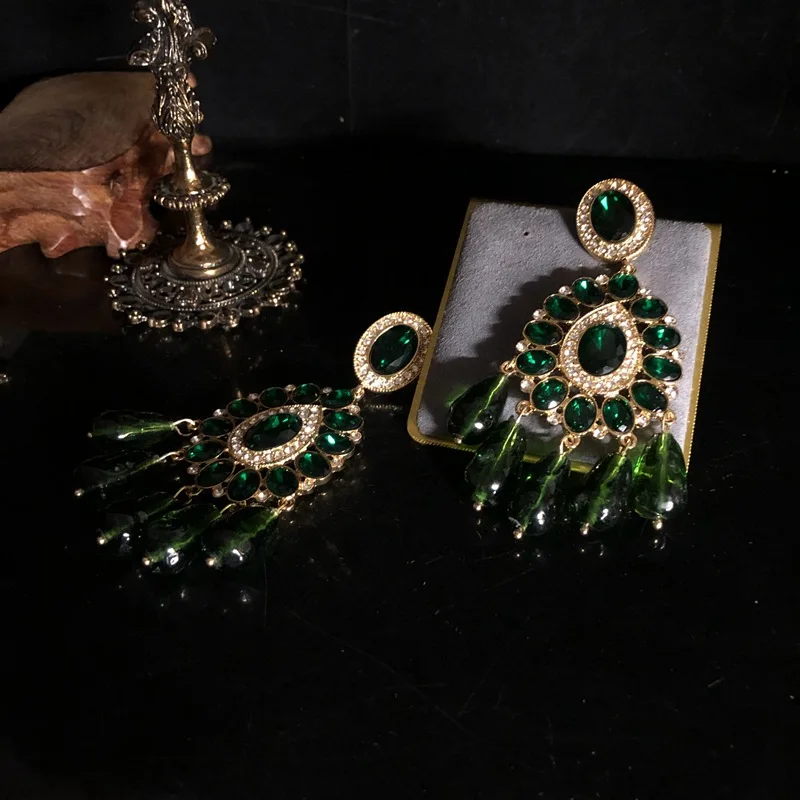 MedievalvintageHeavy Industry Design High-Grade Earrings with Diamond Emerald Glaze Drop Earrings Sweep Shoulder Earrings