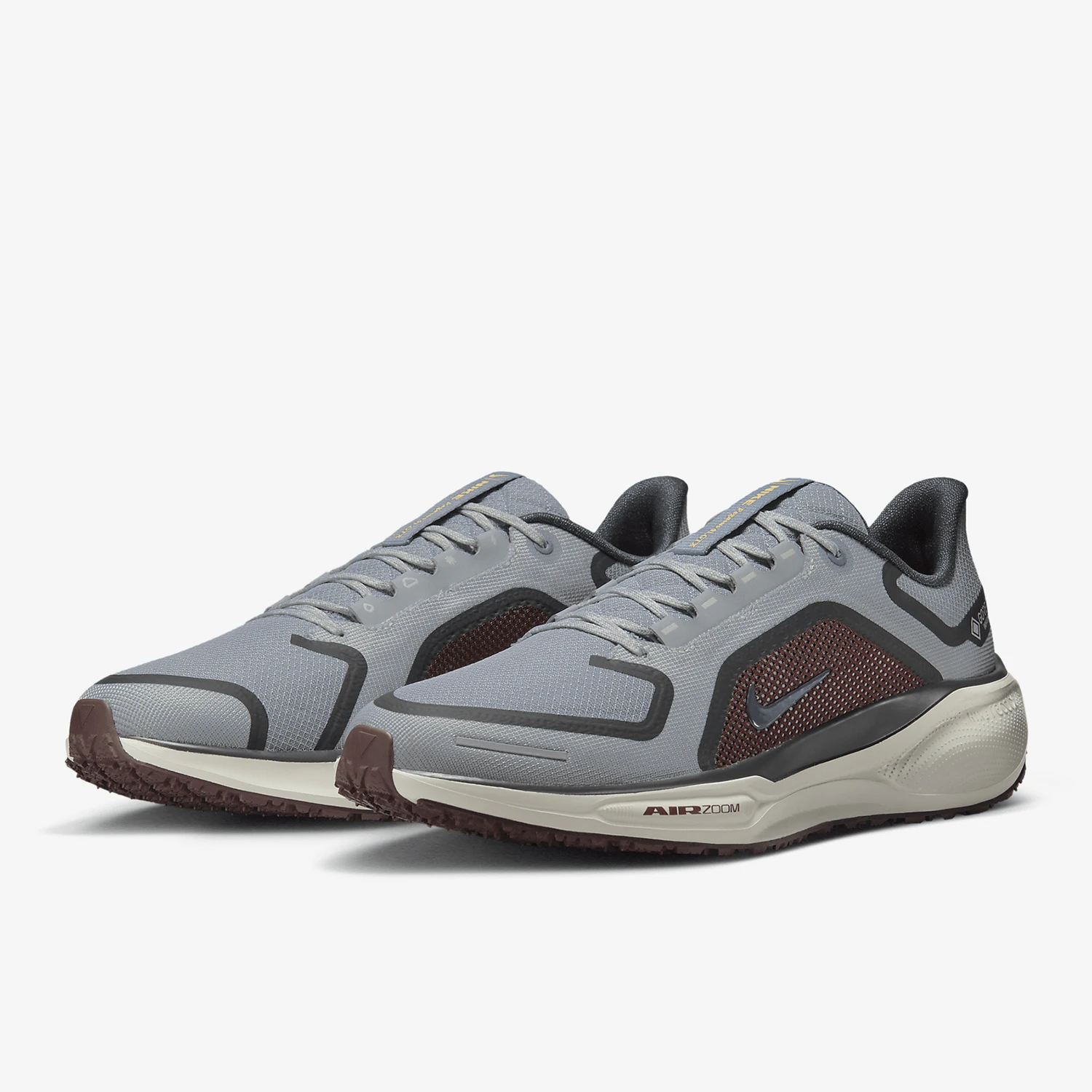Men Shoes Nike - Sepatu lari jalan raya berbahan mesh