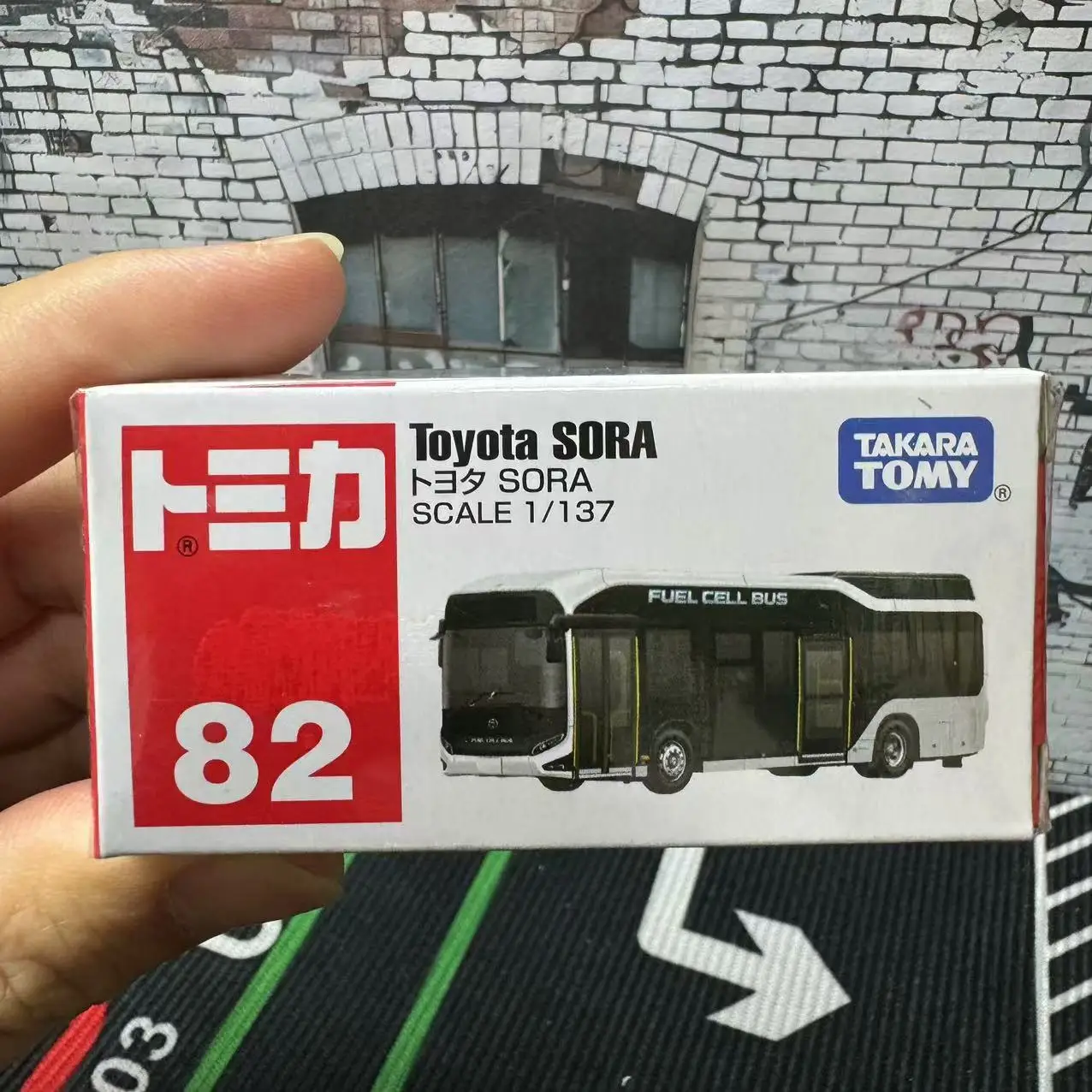 

Takara Tomy Tomica No. 82, Toyota SORA, литой автомобиль из статического сплава, литой под давлением металлический режим, коллекция дисплея, игрушка для мальчика, подарок