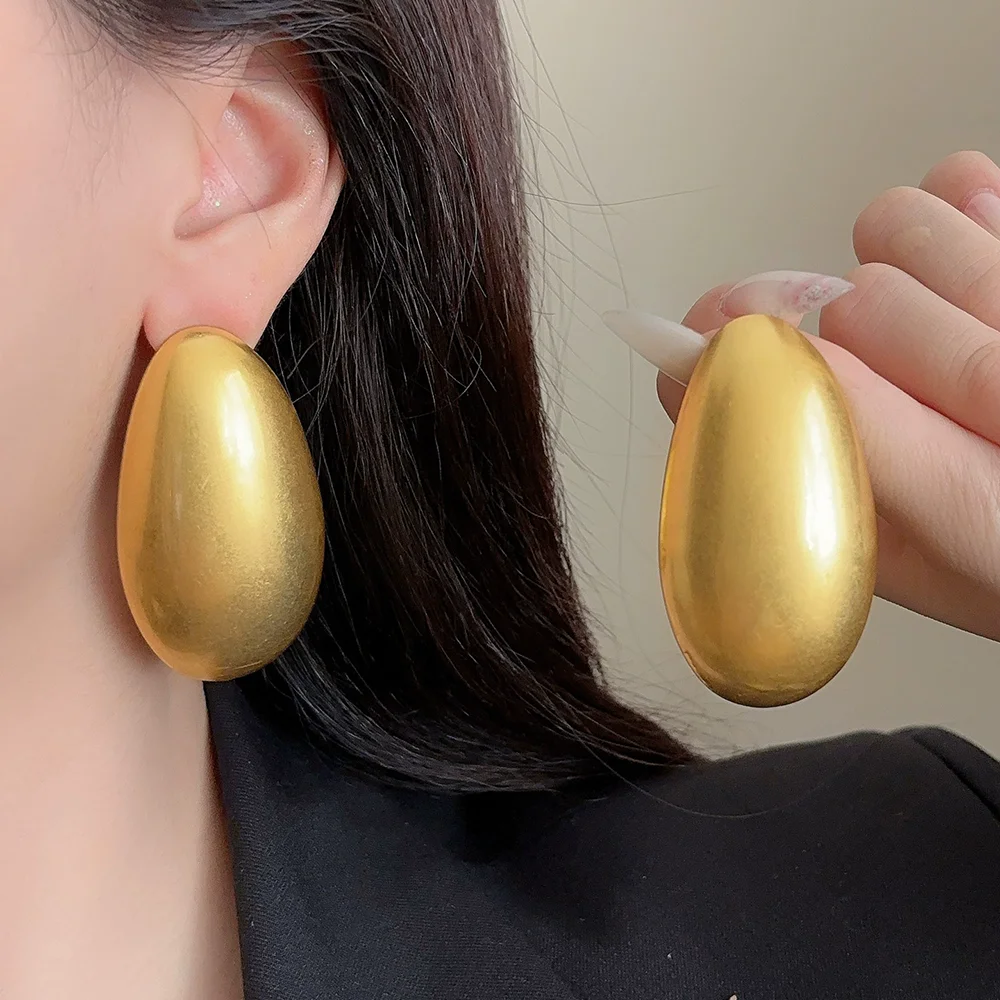 Retro Exaggerated Matte Metal Teardrop Earrings Women New Elegant Unique Fashion Stud Earrings Lady Gathering Jewelry Accessorie