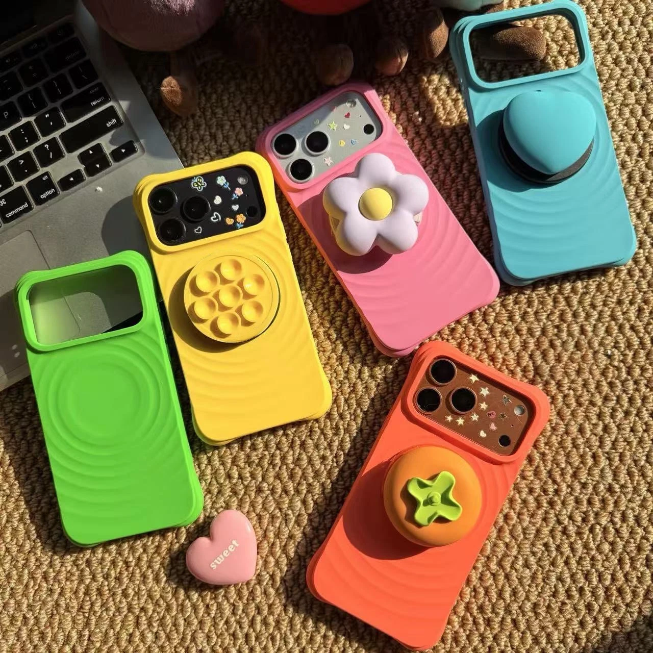 

CHROMATIC Wave Ripple Magnetic Case / Stand / Card Holder : Compatible with IPhone 17 16 15 14 13 Pro Max 17 Air